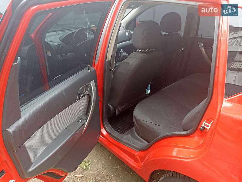 Хэтчбек Chevrolet Aveo 2008 в Могилев-Подольске
