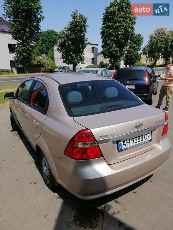 Седан Chevrolet Aveo 2008 в Львові
