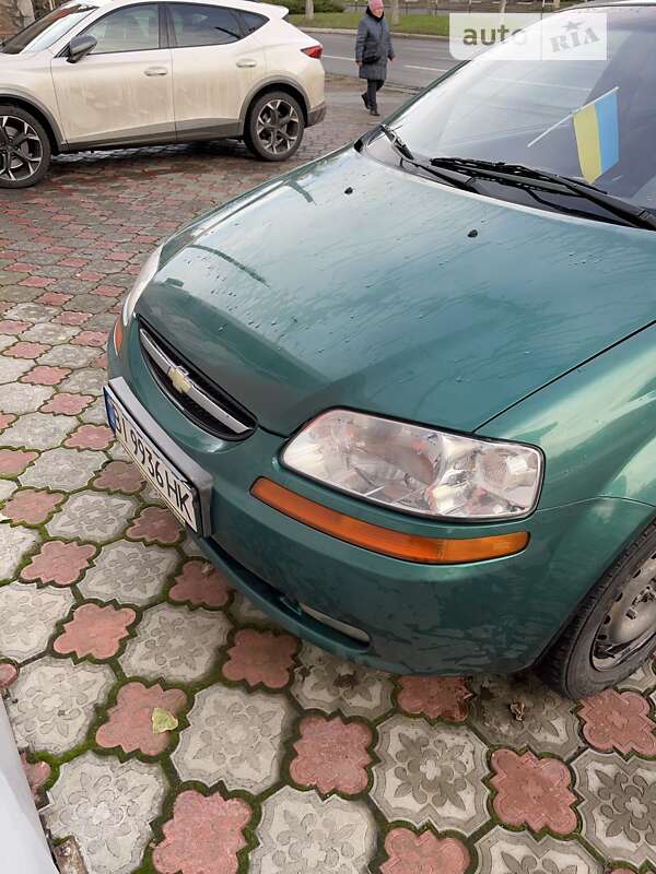 Седан Chevrolet Aveo 2005 в Кременчуге