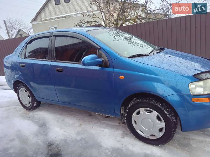 Седан Chevrolet Aveo 2005 в Луцьку