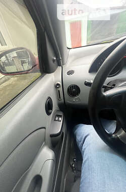 Седан Chevrolet Aveo 2005 в 
