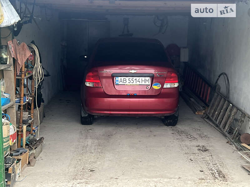 Седан Chevrolet Aveo 2005 в Виннице