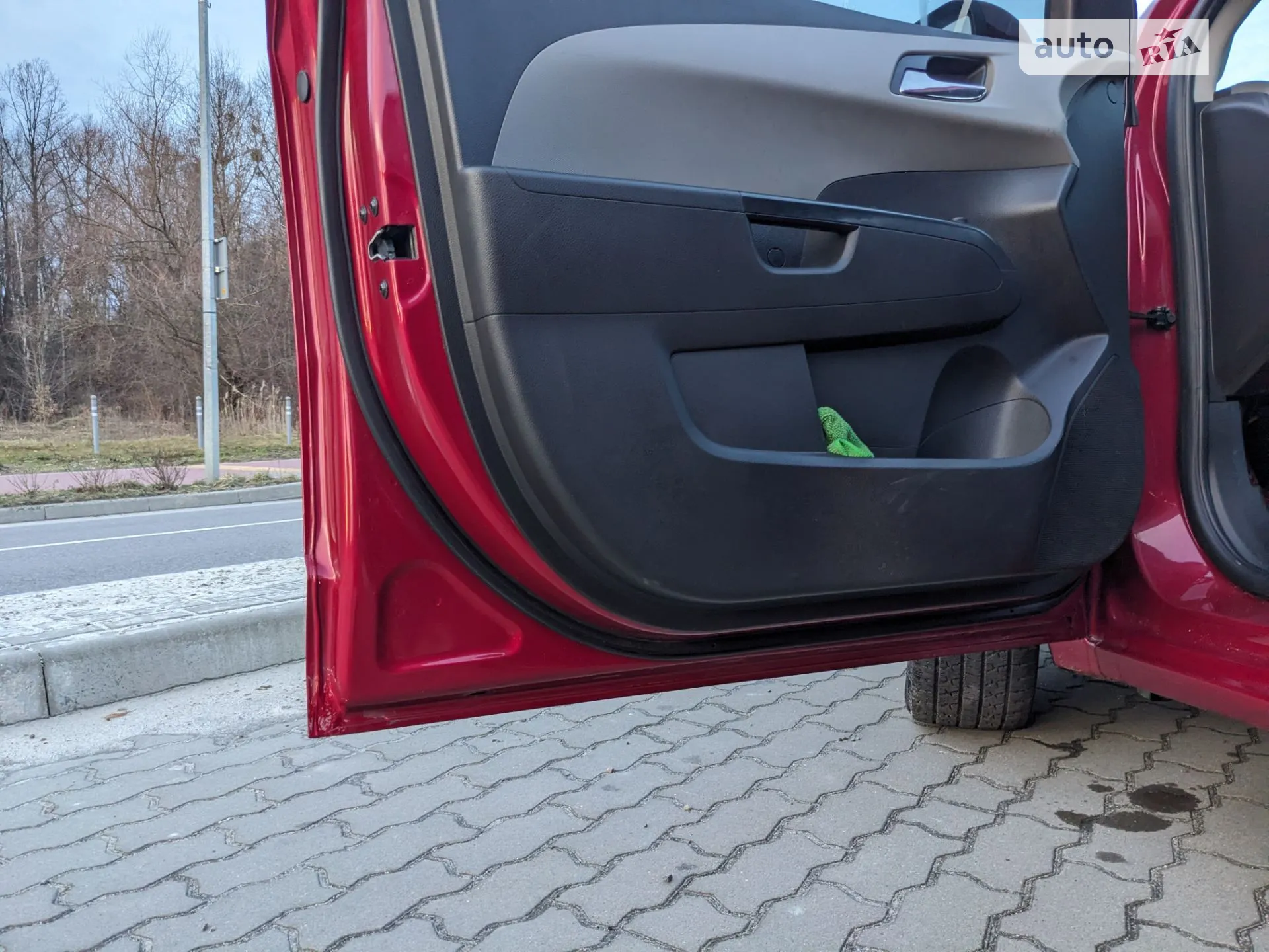 2013 Chevrolet Aveo - мініатюра 23