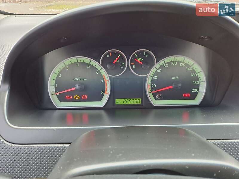 Седан Chevrolet Aveo 2006 в Кам'янець-Подільському