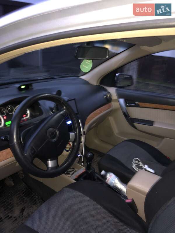 Седан Chevrolet Aveo 2008 в Бершади