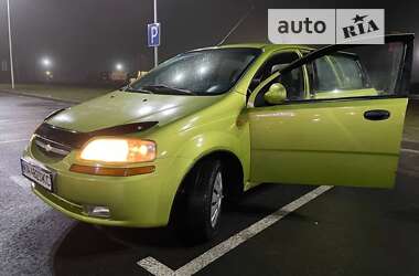 Хетчбек Chevrolet Aveo 2005 в Києві