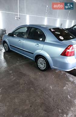 Седан Chevrolet Aveo 2007 в Гайсине