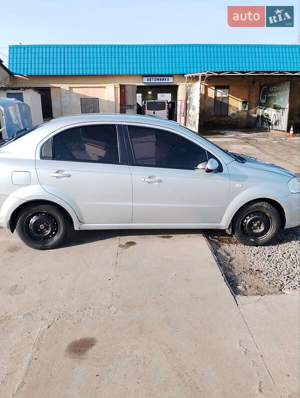 Седан Chevrolet Aveo 2008 в Варве
