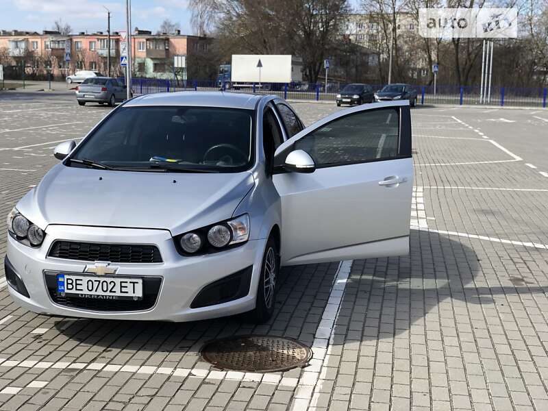 Термостат Шевроле Авео