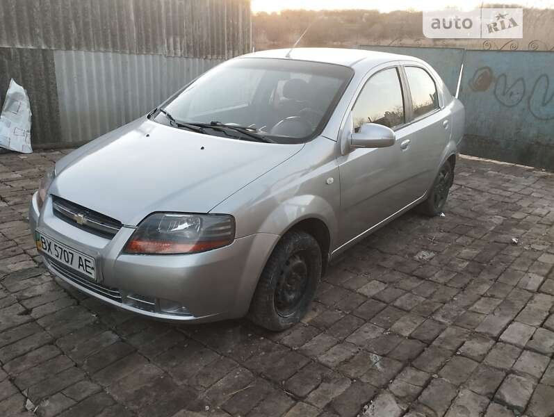 Седан Chevrolet Aveo 2006 в Днепре