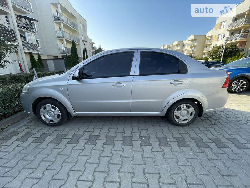 Седан Chevrolet Aveo 2008 в Киеве фото 6 Седан Chevrolet Aveo 2008 в Киеве