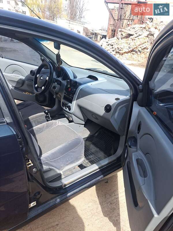 Седан Chevrolet Aveo 2005 в Харкові
