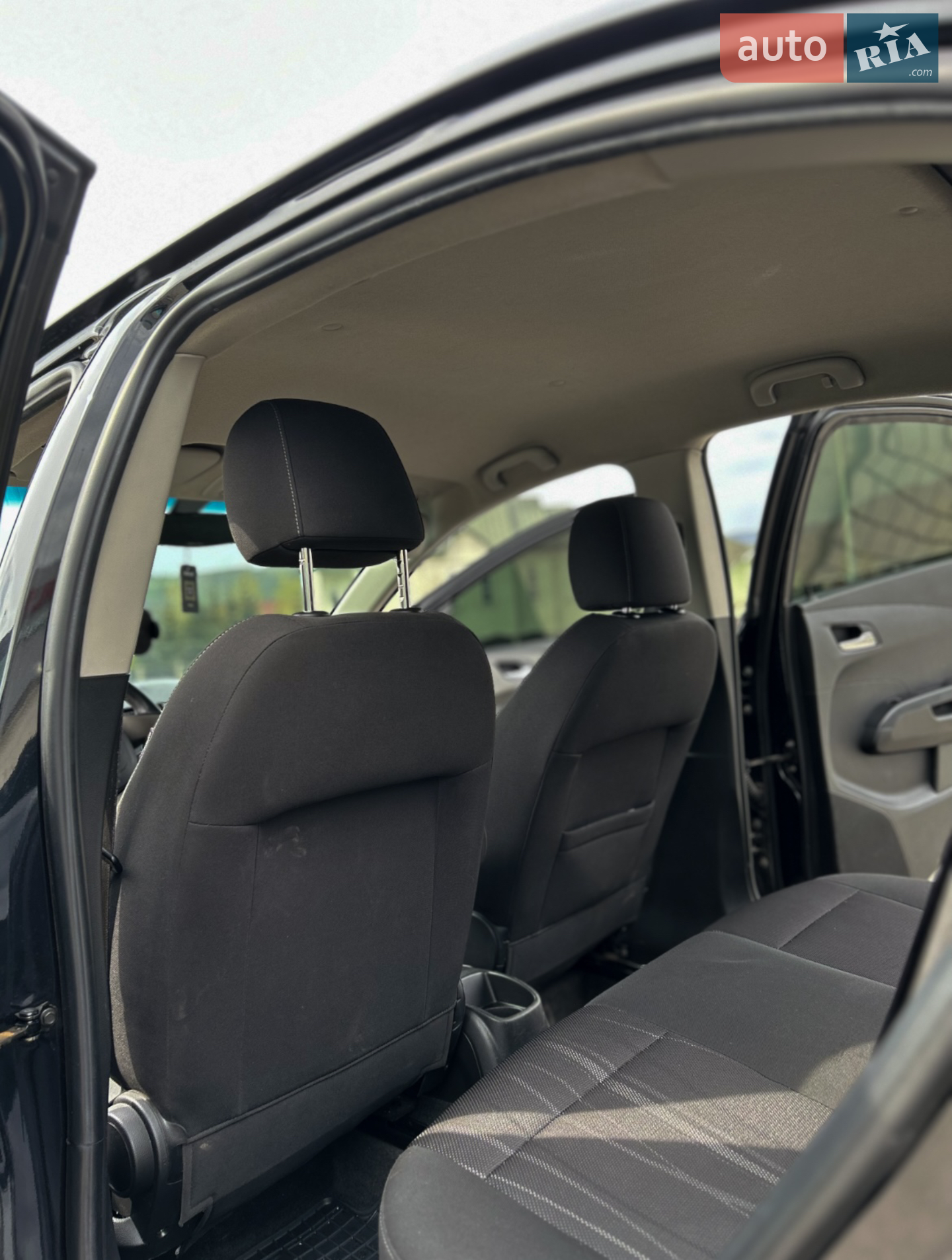2012 Chevrolet Aveo - мініатюра 15
