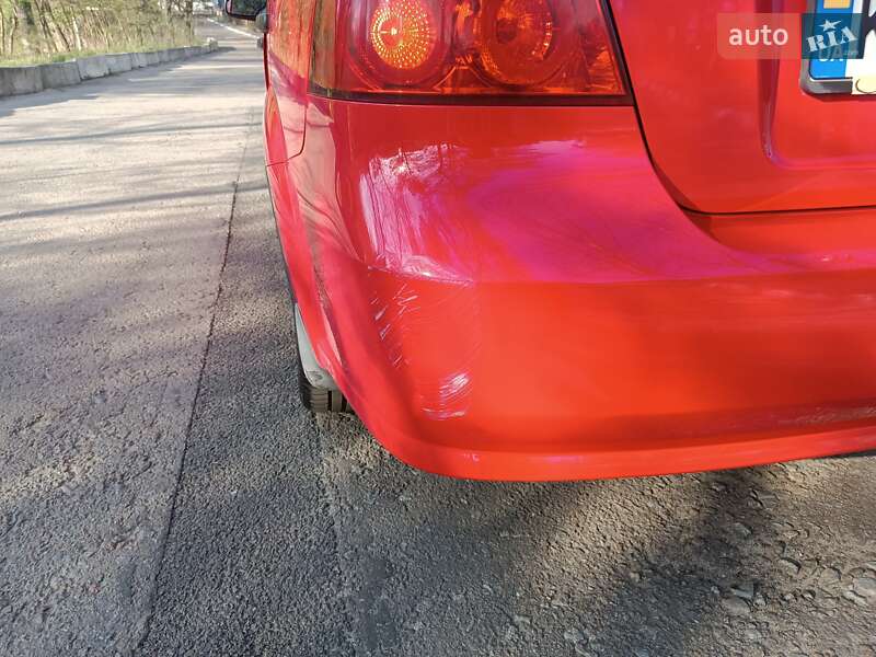 Седан Chevrolet Aveo 2006 в Києві