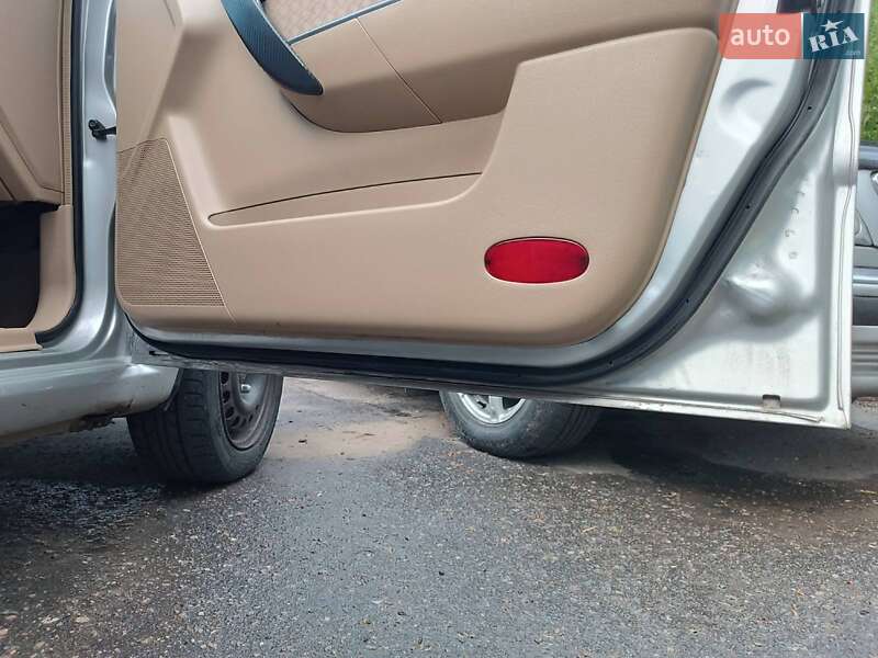 Седан Chevrolet Aveo 2007 в Кременчуці