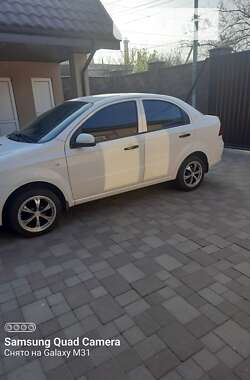 Седан Chevrolet Aveo 2010 в Запоріжжі