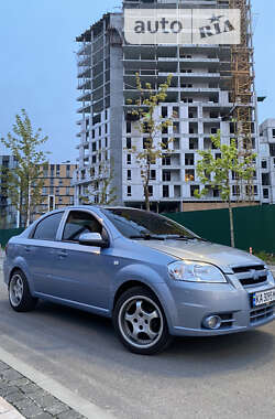 Седан Chevrolet Aveo 2008 в Києві