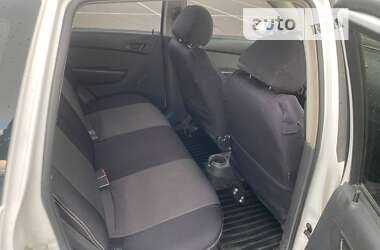 Хэтчбек Chevrolet Aveo 2011 в Ровно