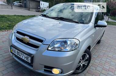 Седан Chevrolet Aveo 2008 в Днепре