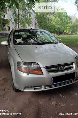 Седан Chevrolet Aveo 2006 в Лозовой