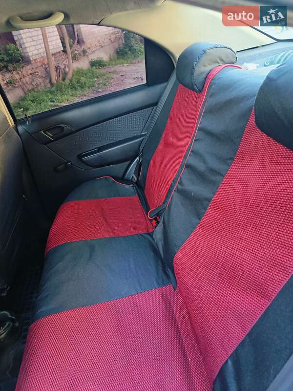 Седан Chevrolet Aveo 2008 в Запоріжжі