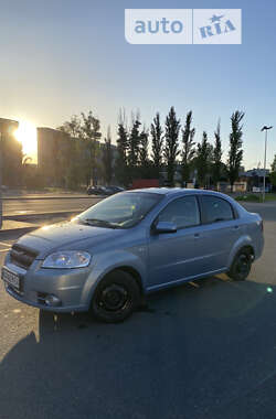 Седан Chevrolet Aveo 2008 в Киеве