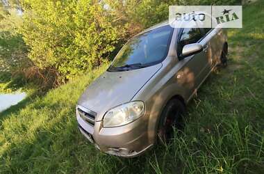 Седан Chevrolet Aveo 2008 в Киеве