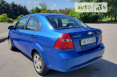 Седан Chevrolet Aveo 2009 в Кривом Роге