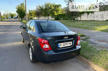 Седан Chevrolet Aveo 2016 в Ірпені