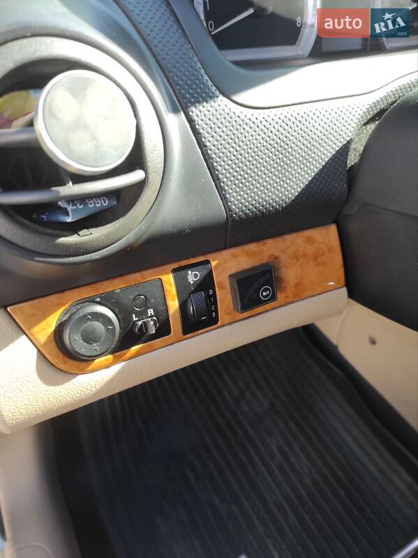 Седан Chevrolet Aveo 2008 в Запоріжжі