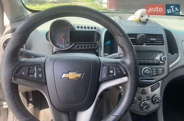 Хэтчбек Chevrolet Aveo 2012 в 