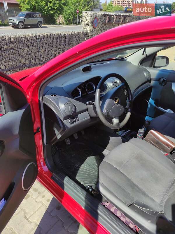 Хетчбек Chevrolet Aveo 2010 в Івано-Франківську