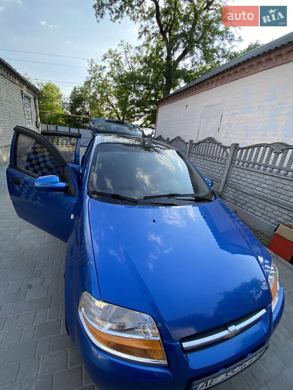 Хэтчбек Chevrolet Aveo 2008 в Днепре