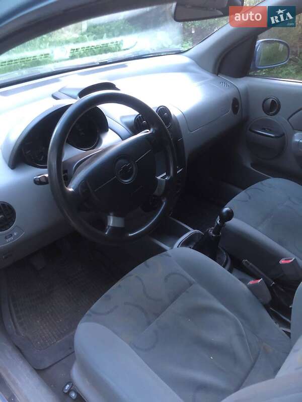 Хетчбек Chevrolet Aveo 2004 в Одесі фото 3 Хетчбек Chevrolet Aveo 2004 в Одесі