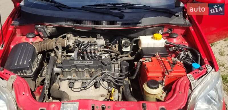 Седан Chevrolet Aveo 2007 в Сумах