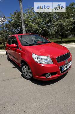 Хэтчбек Chevrolet Aveo 2008 в Измаиле