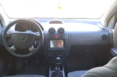 Седан Chevrolet Aveo 2006 в Броварах