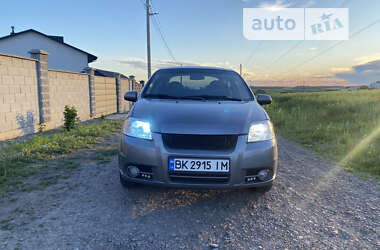 Седан Chevrolet Aveo 2011 в Ровно