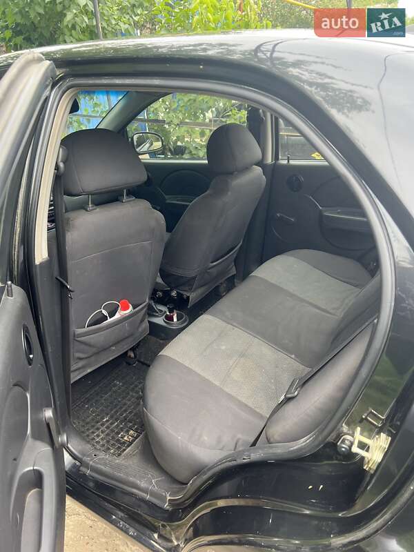 Седан Chevrolet Aveo 2005 в Одессе