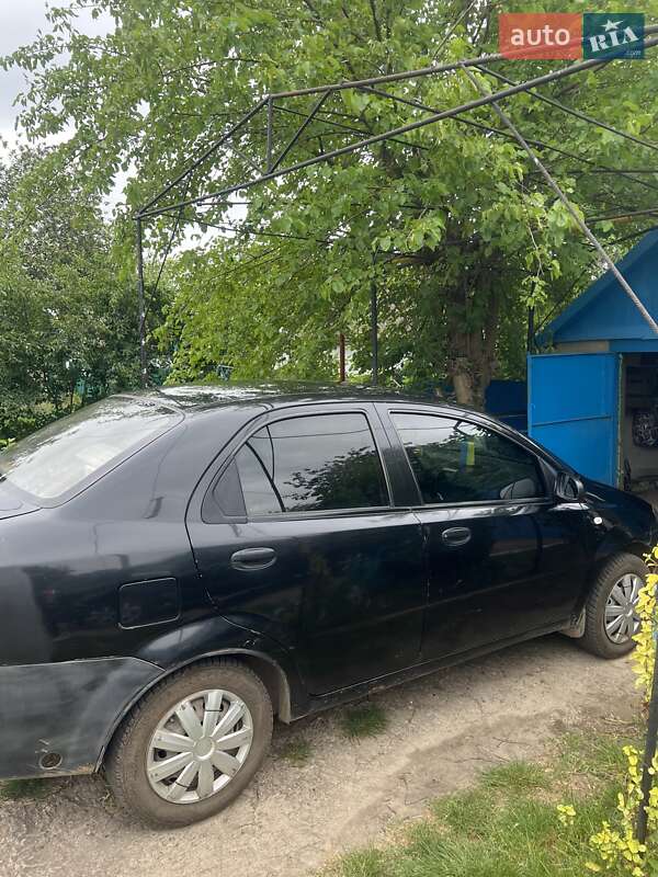 Седан Chevrolet Aveo 2005 в Одессе