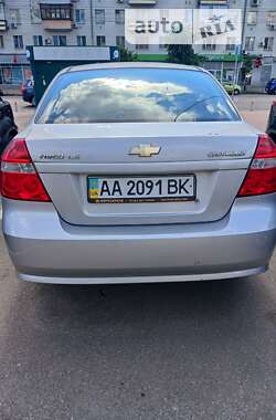 Седан Chevrolet Aveo 2006 в Києві