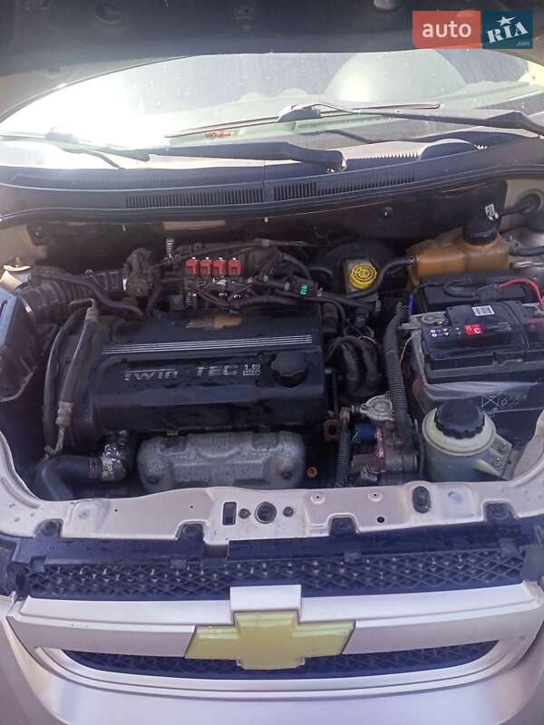 Седан Chevrolet Aveo 2008 в Чернигове