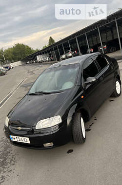 Седан Chevrolet Aveo 2005 в Днепре