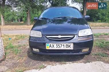 Хэтчбек Chevrolet Aveo 2004 в 