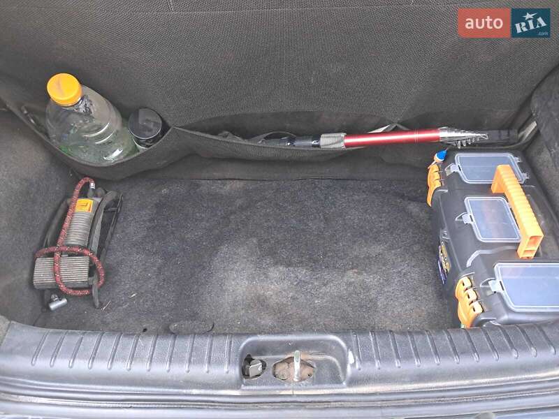 Хетчбек Chevrolet Aveo 2004 в Шевченковому