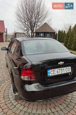 Седан Chevrolet Aveo 2004 в Герці