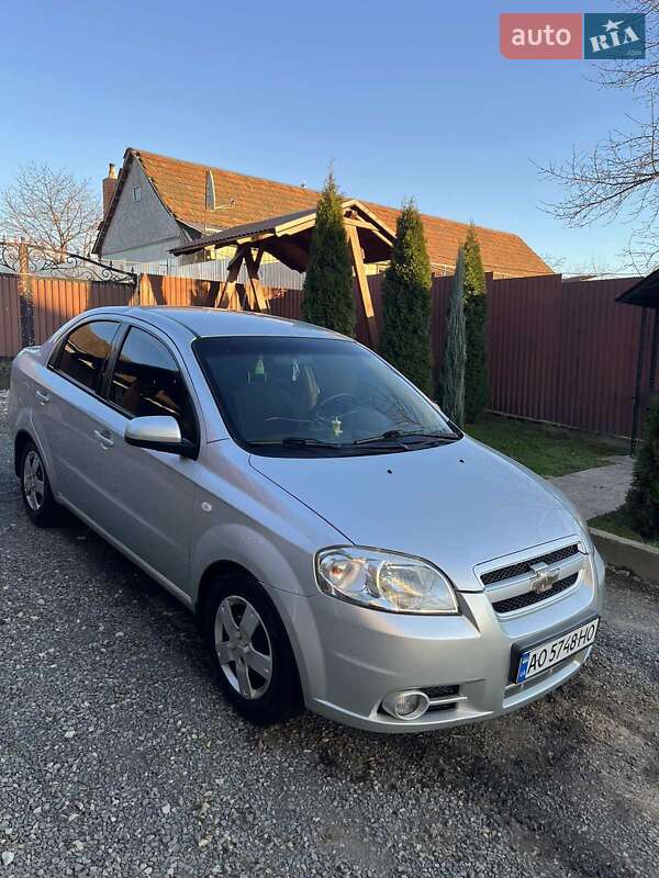 Седан Chevrolet Aveo 2008 в Мукачево