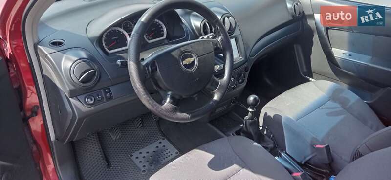 Седан Chevrolet Aveo 2006 в Киеве