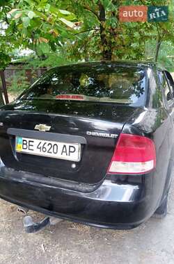 Седан Chevrolet Aveo 2004 в 