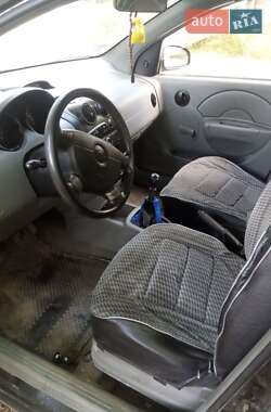 Седан Chevrolet Aveo 2004 в 